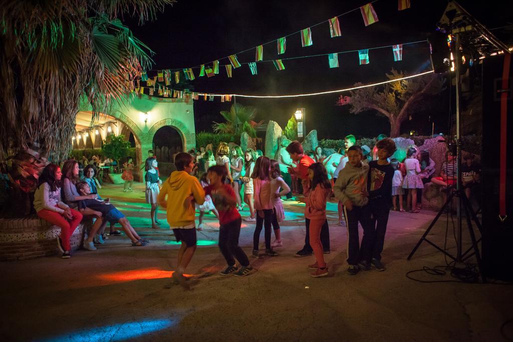 Complejo Turistico Las Canadas Casas De Campo- Actividades Gratuitas Todos Los Fines De Semana Banos De Montemayor Kültér fotó